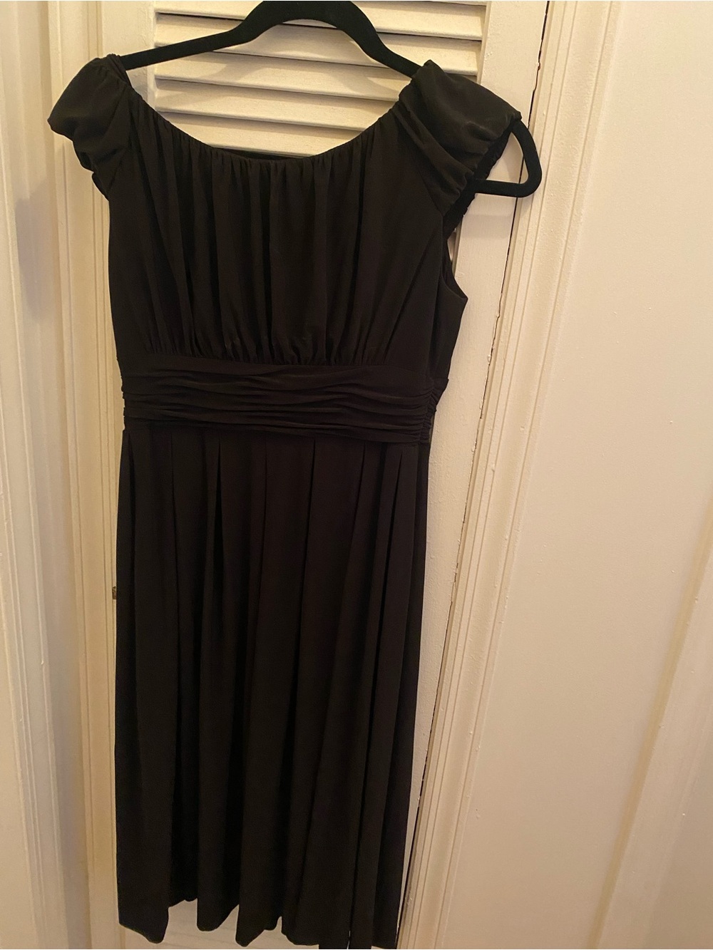 Jones New York Classic Black Women's Dress - Elegant Gathered Waist